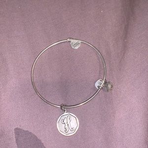 H alex and ani